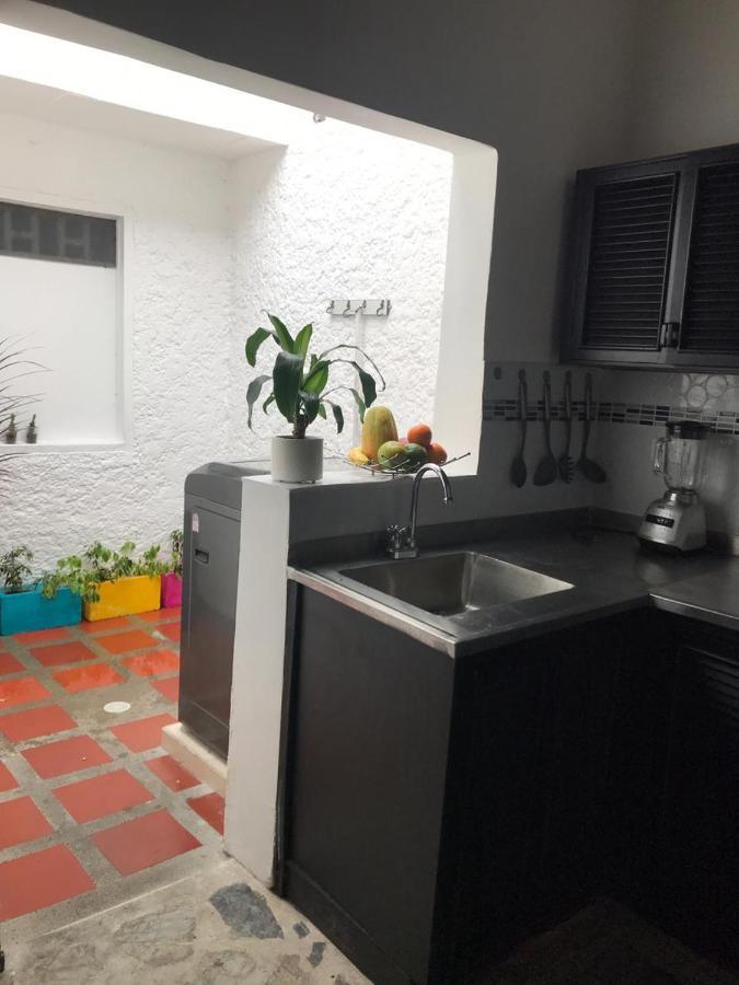 Vip Apartasuites Rosales Medellín Exterior foto