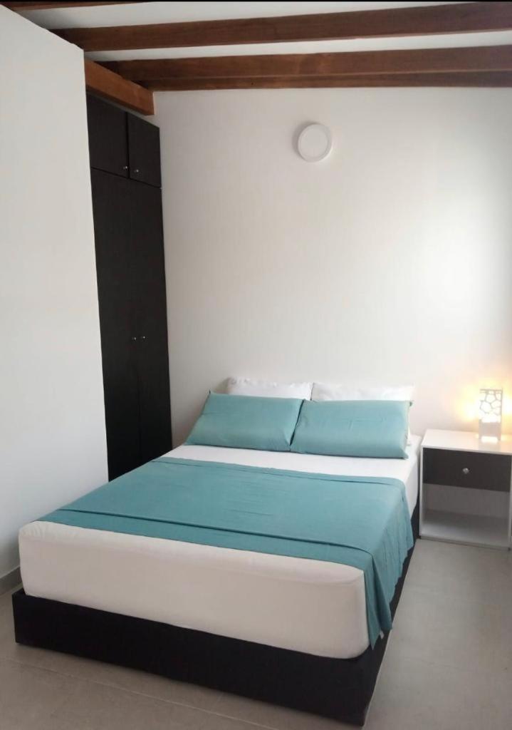 Vip Apartasuites Rosales Medellín Exterior foto