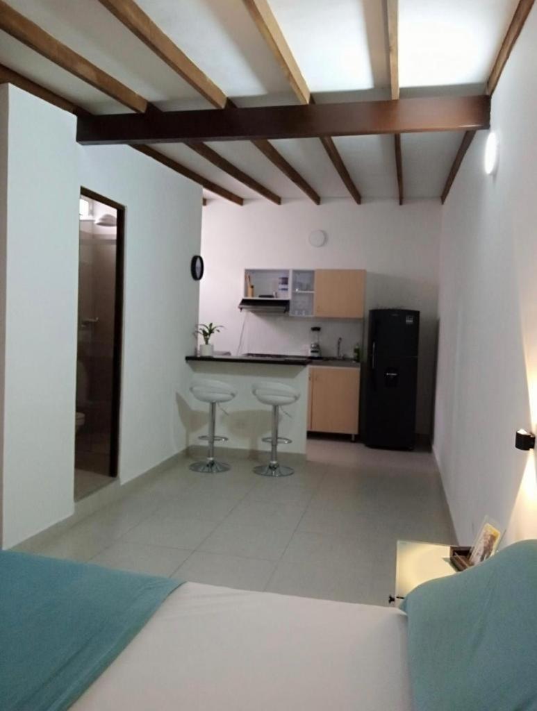 Vip Apartasuites Rosales Medellín Exterior foto