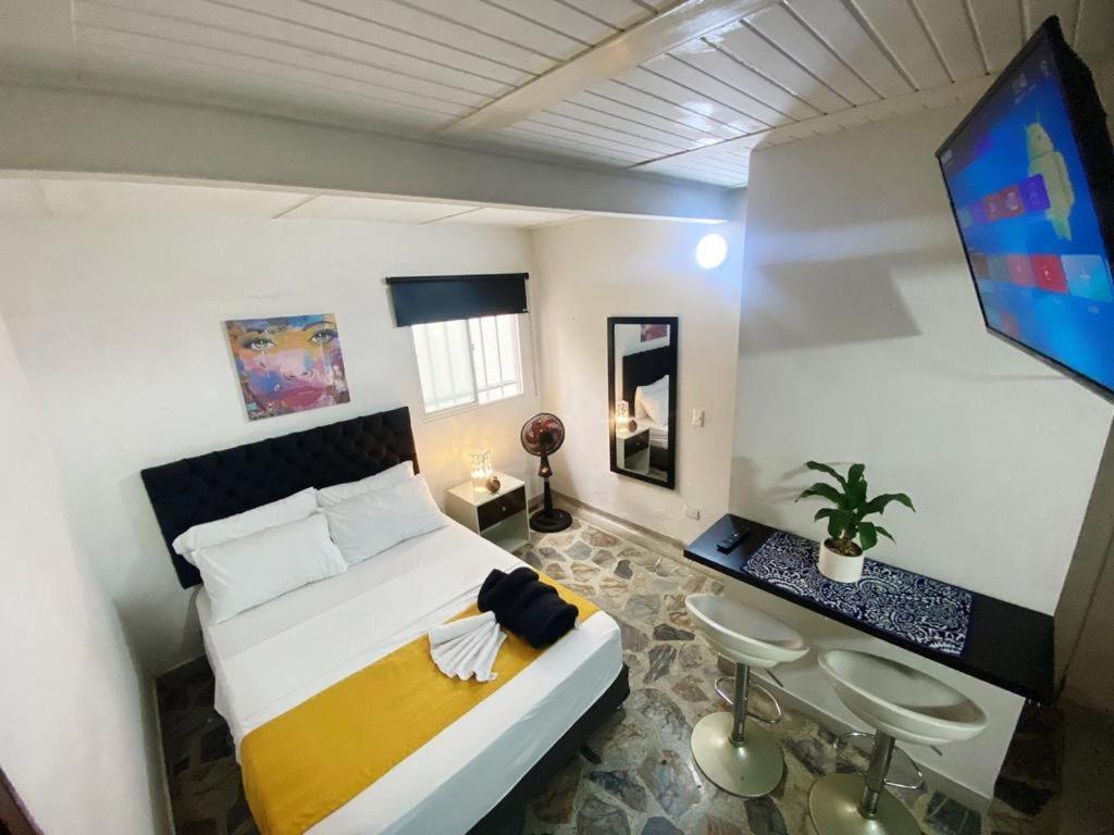 Vip Apartasuites Rosales Medellín Exterior foto